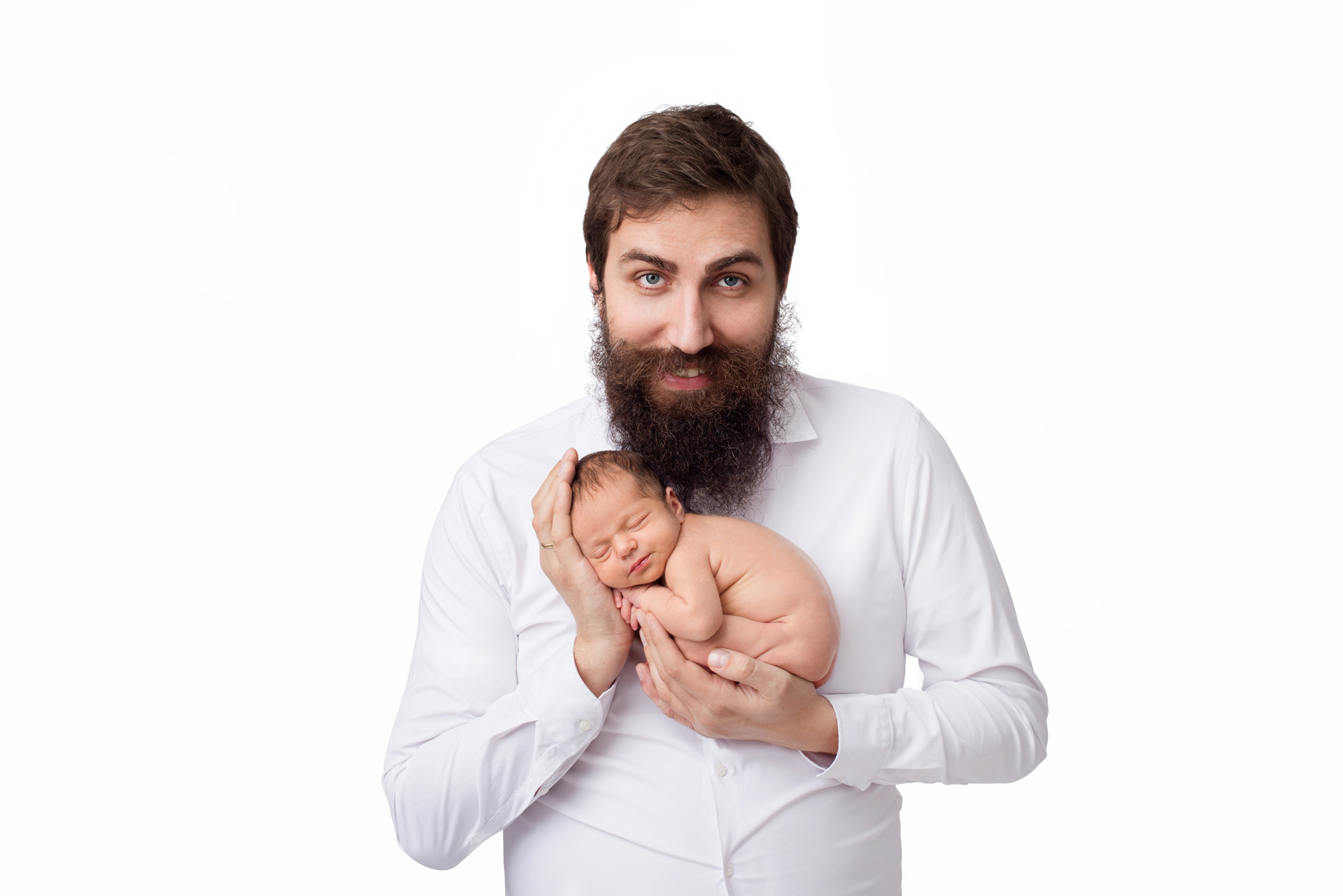 Бялата сесия #бялатасесия татко и новородено